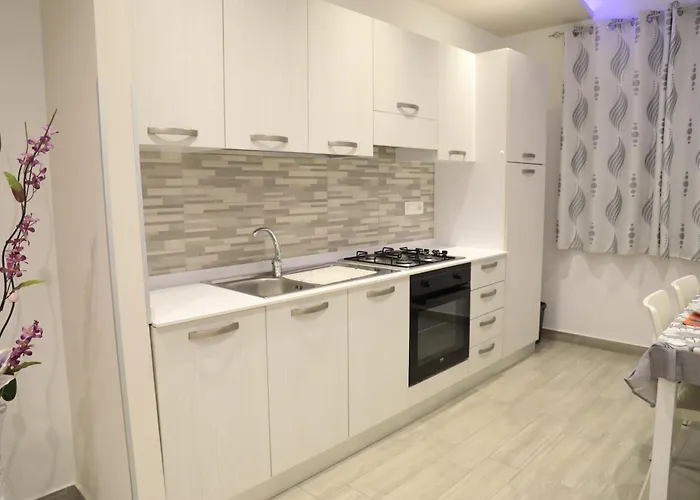 A Casa Di Nadia דירה טרופאה